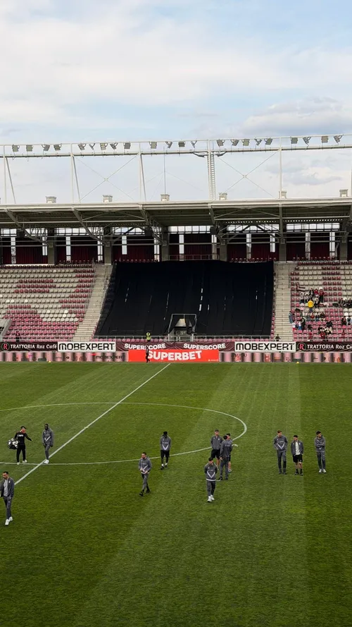 Rapid, omagiu pentru Mircea Lucescu la meciul cu FC Argeș Foto Vlad Nedelea - GOLAZO.ro.jpeg