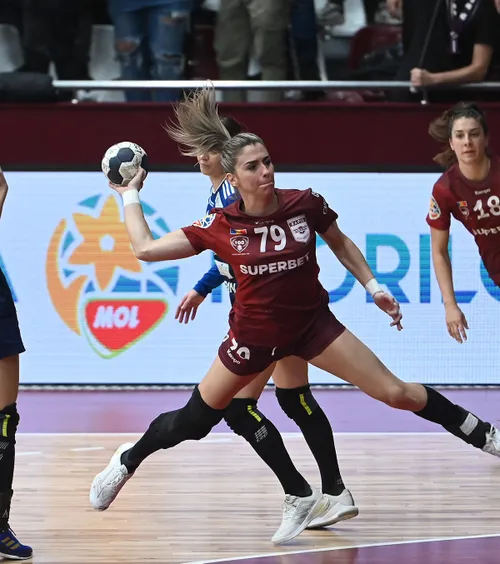 Pleacă de la Rapid  Fosta campioană mondială se desparte de giuleșteni,   după 4 ani.  Clubul a făcut anunțul