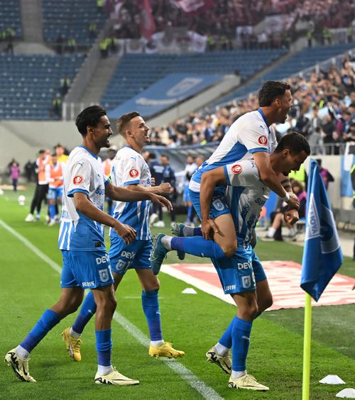 „Principalul obiectiv”   Jucătorii Craiovei,   încântați  de victoria cu Rapid » Ce a spus eroul oltenilor, Al Hamlawi