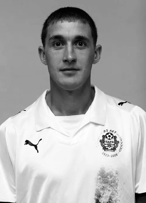 Fotbalist ucrainean ucis pe front  Trădase Ucraina și   lupta pentru armata Rusiei!