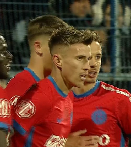 Celebrare inedită     FOTO+VIDEO.  Acțiunea foarte bună a lui   Tavi Popescu  a dus la golul lui Cisotti + cum a sărbătorit assistul