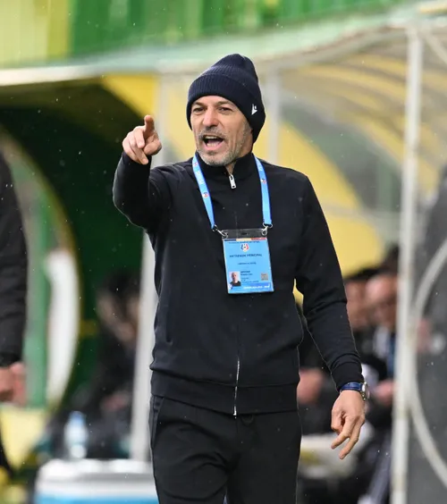 „A fost un moment psihologic”   Unde crede Bogdan Andone că a pierdut FC Argeș calificarea în finala Cupei: „Am fi avut   încredere mai mare”   