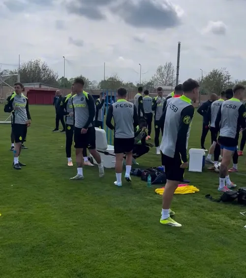 Primul antrenament fără Rădoi    VIDEO:   Cu cine s-au pregătit, miercuri, jucătorii celor de la   FCSB,  rămași din nou fără tehnician