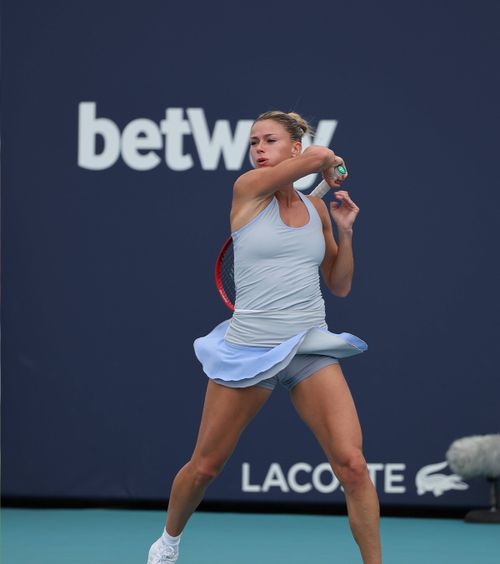 Revenire neașteptată    A dispărut subit  în urmă cu doi ani, iar acum se întoarce în circuitul WTA + A fost acuzată că a furat mobilă!