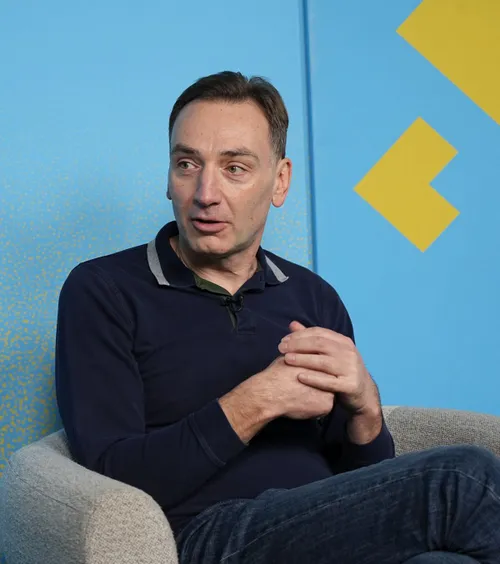 Radu Naum, agasat de „Poliția CNA”  Consiliul Național al Audiovizualului intervine la cea mai mică scăpare   pe subiectul Steaua vs FCSB:  „E absurd! Nici nu mai putem respira?”