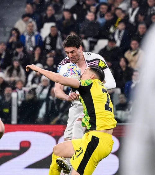 „Nu ești psihiatru!”    Președintele UEFA nu mai înțelege nimic  din regula hențului: „Cum poți ști?”. Ce le-a transmis arbitrilor și fanilor