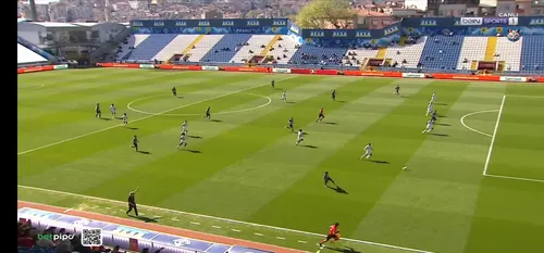 Denis Radu, pasă de gol în Eyupspor - Gaziantep (FOTO. captură Bein Sports 1)