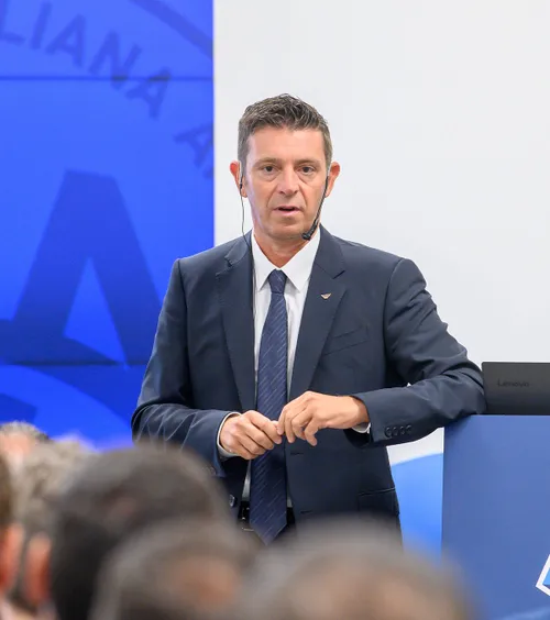 Scandal uriaș în Italia    VIDEO  Echipa lui Chivu, implicată direct în acuzațiile de fraudă!   Imagini incredibile  din camera VAR: „E penalty?” / „Vino la monitor!”