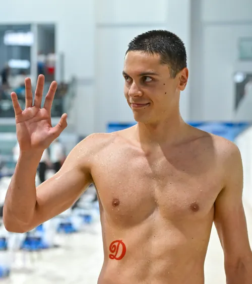 Dinamo îl premiază pe Popovici     Câți bani  va încasa David pentru cele 4 medalii câștigate la Campionatele Naționale