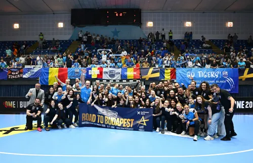 CSM București, bucurie după calificarea în Final 4-ul Ligii Campionilor (FOTO: Raed Krishan / GOLAZO.ro)