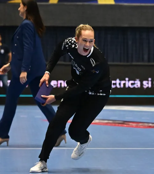 „Le-am omorât!”   Eroina din poarta CSM-ului, după calificarea în   Final Four-ul Ligii Campionilor:  „M-am uitat la scor și nu știu cum am reușit”