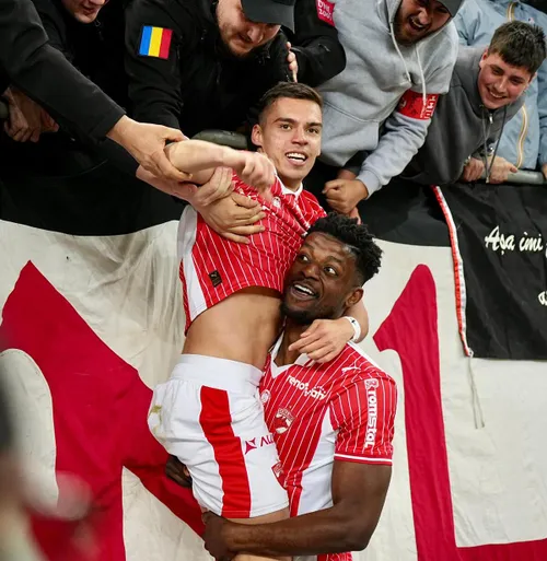 Bucuria lui Cîrjan după golul marcat în Dinamo - Rapid Foto Iosif Popescu- GOLAZO.ro (8).jpeg