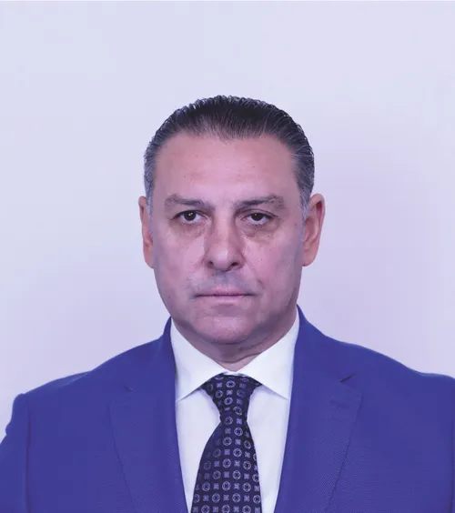 „Voi depune plângeri”   Reprezentantul romilor în Parlament,   reacție vehementă  după bannerele rasiste de la Dinamo - Rapid: „Se încalcă grav legea”