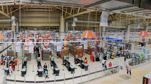 De știut înainte de marile grătare de 1 mai, dacă nu ai tot ce trebuie. Programul magazinelor Mega Image, Auchan, Kaufland, LIDL, Penny și Carrefour de Ziua Muncii