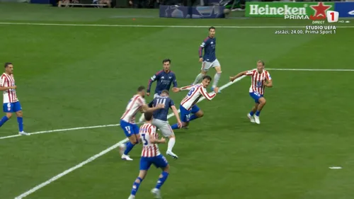 Penalty-ul primit de Arsenal în meciul cu Atletico Madrid Foto captura ecran Prima Sport (7).jpeg
