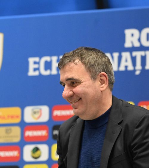 Bilete la debutul lui Hagi   Sâmbătă se pun în vânzare tichetele de acces pentru   primul meci al României  din noua eră