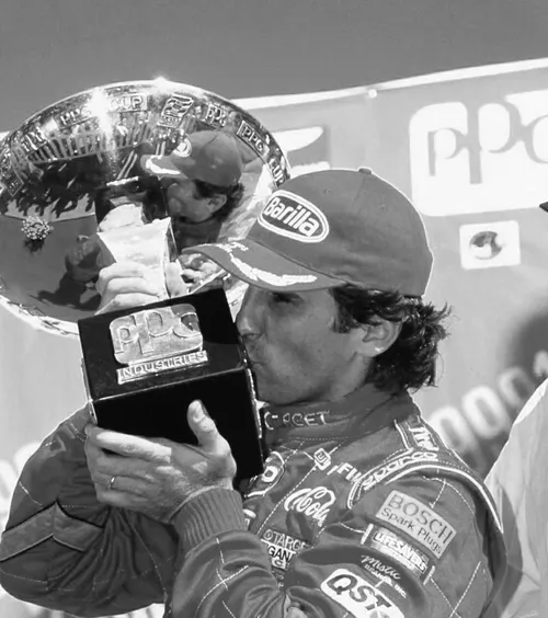 Alex Zanardi a murit  Fostul pilot de Formula 1 avea 59 de ani.   Accidentele  care i-au schimbat viața: „Ne-a oferit puterea de a nu renunța niciodată”