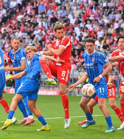 Bayern, un nou meci nebun   Încă o revenire spectaculoasă în Bundesliga, într-un duel cu   șase goluri