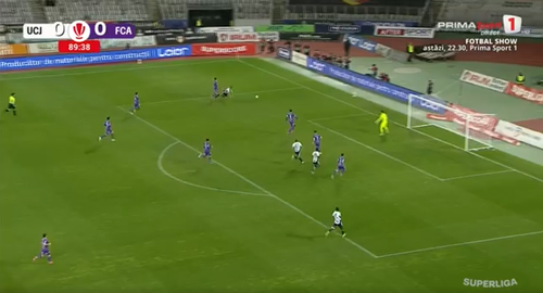 Penalty-ul comis de Florin Borța și golul lui Dan Nistor FOTO Captură Prima Sport  (7).png