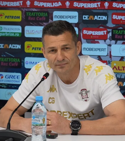 Probleme mari înainte de Rapid - CFR  Infirmeria giuleștenilor e plină! Lista celor   șapte accidentați.  Costel Gâlcă a anunțat ce se va întâmpla cu Aioani