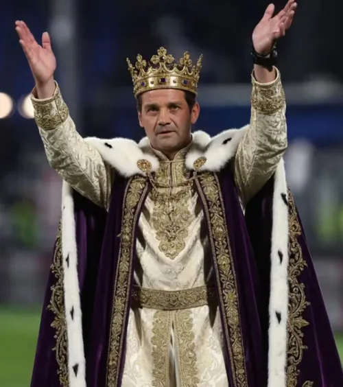 „Împăratul” Chivu a cucerit internetul!    FOTO.    Cele mai bune glume  după ce Inter a câștigat titlul » AC Milan, marea victimă