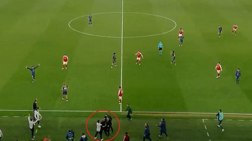 Diego Simeone l-a împins pe Andrea Berta (FOTO: captură CBS Sports)