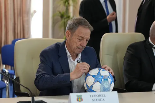 Steaua '86 la Parlament FOTO Iosif Popescu/GOLAZO.ro