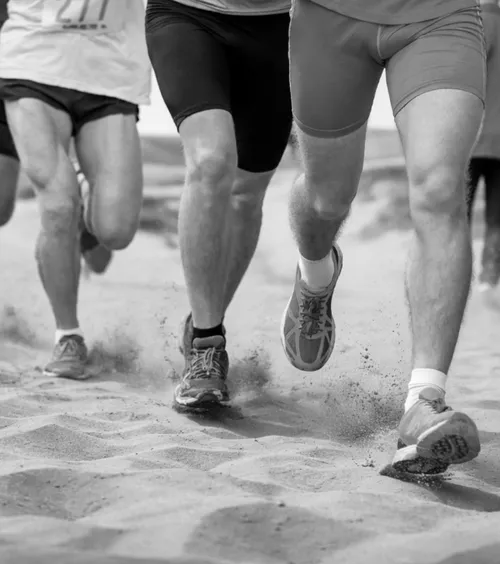 Tragedie în deșert  Un sportiv a murit în timpul unuia dintre cele mai   dure ultramaratoane din lume