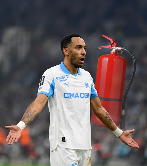 Caz bizar în Ligue 1    Aubameyang, exclus din lot  după o glumă proastă făcută unui oficial de la Marseille » Explicațiile fotbalistului