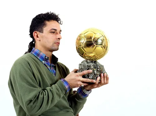 A cucerit Balonul de Aur în 1993