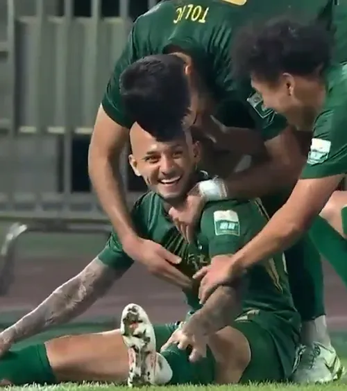 Mitriță, gol fabulos în China    FOTO.  Mijlocașul român a reușit un   GOLAZO  dintr-un unghi aproape imposibil