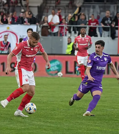 Dinamo - FC Argeș 2-1   „Câinii” dau lovitura în prelungiri și sunt foarte aproape de   barajul european!