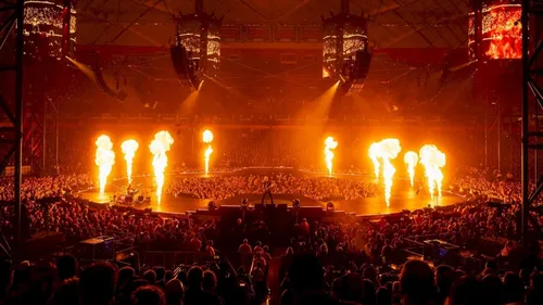 FOTO | Ultimele pregătiri pentru concertul Metallica de la București, de pe Arena Națională. Care sunt programul, regulile de acces și cu ce obiecte nu poți intra