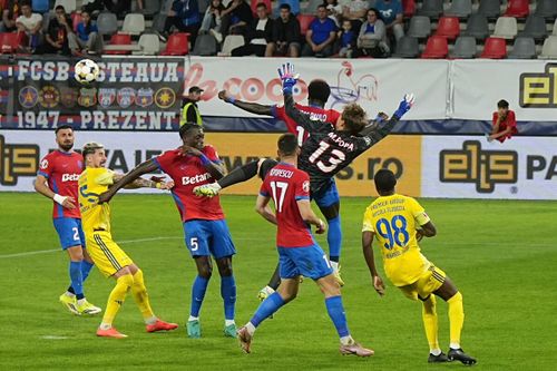 FCSB - Unirea Slobozia, meci. Foto: Iosif Popescu/GOLAZO.ro
