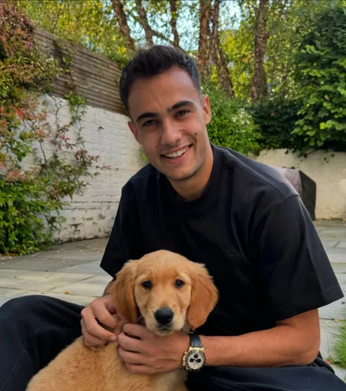 Private jet pentru câine  Fostul fotbalist de la Real Madrid   plătește o sumă uriașă pentru a-și aduce animalul de companie din Spania în SUA:  „Nu vreau să sufere”