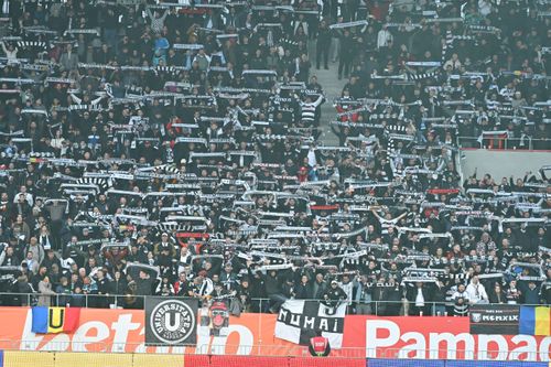 Coregrafia fanilor clujeni la finala Cupei României FOTO Raed Krishan (GOLAZO.ro)  (2).jpg