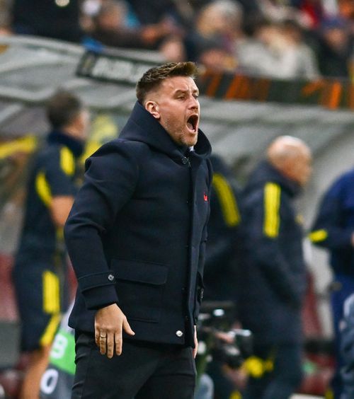 Cum a fentat FCSB regulamentul  Motivul pentru care Lucian Filip este trecut   ca preparator fizic:   „Ar fi trebuit să stea în tribună”