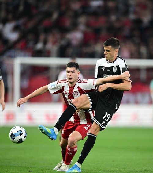 Tremură înainte de final   PAOK nu mai e la mâna ei pentru locul de Champions League » Cum mai poate termina echipa lui Răzvan Lucesu   pe locul 2   