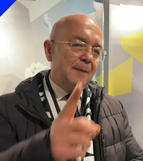 „Capul sus, Codrea!”    VIDEO.  Emil Boc   a confundat  jucătorii echipei favorite, după finala Cupei României + cum l-a numit pe Hagi