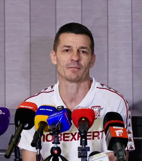 Un nou conflict la Rapid?  Costel Gâlcă îi răspunde lui Angelescu: „Eu sunt cel   dezamăgit de tot ce s-a întâmplat.  Nu s-au luat decizii”