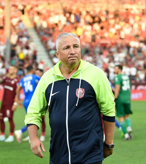„E absolut greșit”  Radu Naum a intervenit, după ce Varga   l-a adus în discuție pe Dan Petrescu:  „Știm situația lui reală. Nu e moral!”