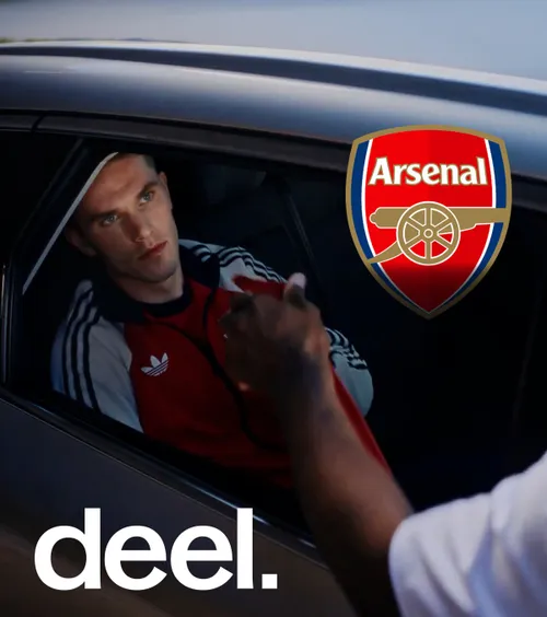 Arsenal i-a înfuriat pe fani    VIDEO.  Noul sponsor,   contestat vehement:  „Clubul ar trebui să-și schimbe numele în FC Genocid”