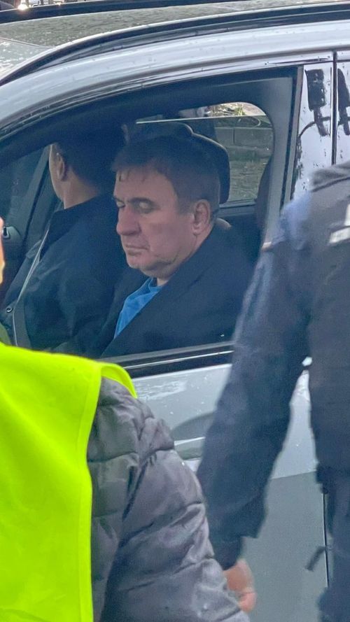 Gheorghe Hagi, controlat de Jandarmerie la intrarea în stadion FOTO. Vlad Nedelea (GOLAZO.ro)  (4).jpeg