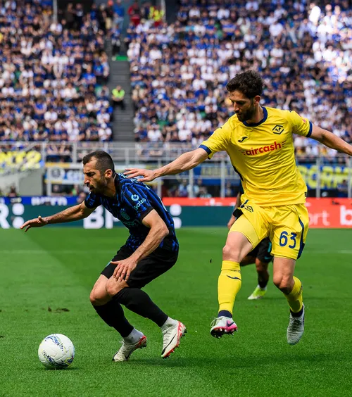 LIVE     Inter - Hellas Verona,   în etapa #37 din Serie A » Sărbătoare pe „Giuseppe Meazza”: scenografie impresionantă + mesaj special în peluză