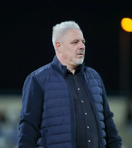 „Nu suntem toți proști, iar tu deștept”     Marius Șumudică,   atac la Gâlcă: „De ce n-ai ieșit să spui că nu-l vrei?!”