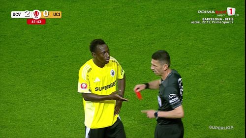 U Craiova - U Cluj, Mendy eliminat Captura Prima Sport (1).jpg