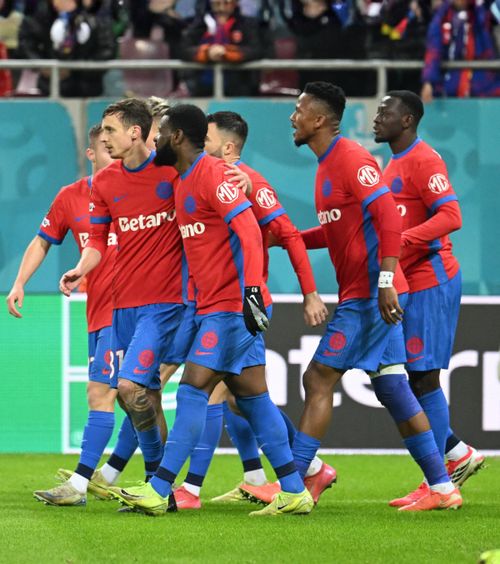 A bătut palma cu FCSB    Prima decizie  luată de Becali după numirea lui Marius Baciu