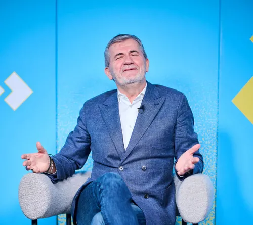 „Lăutari! Cântă fiecare cum apucă”  Valeriu Iftime   râde de FCSB  înaintea barajului pentru Europa + Ce spune despre Marius Baciu