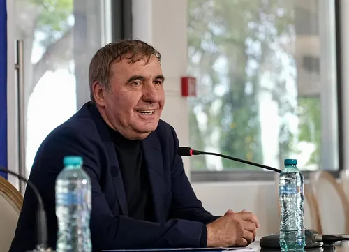 Gheorghe Hagi, prima conferință de presă de la instalarea pe banca României. Foto: Iosif Popescu/GOLAZO.ro