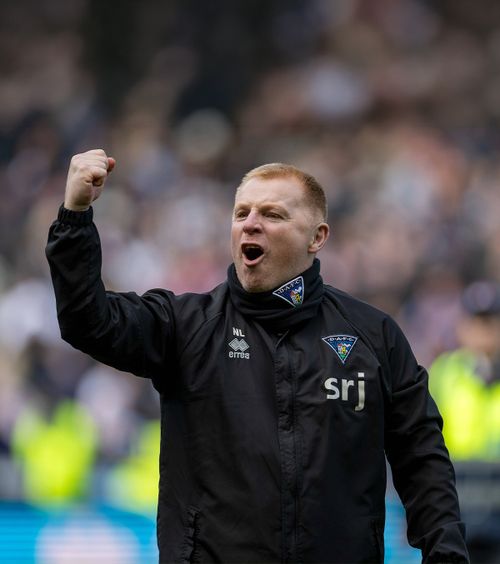 După Rapid, finala Cupei Scoției!    Neil Lennon e în cursă spre trofeu  cu o echipă din liga a 2-a. Azi, contra lui Celtic: „Ce spunea Mike Tyson?”